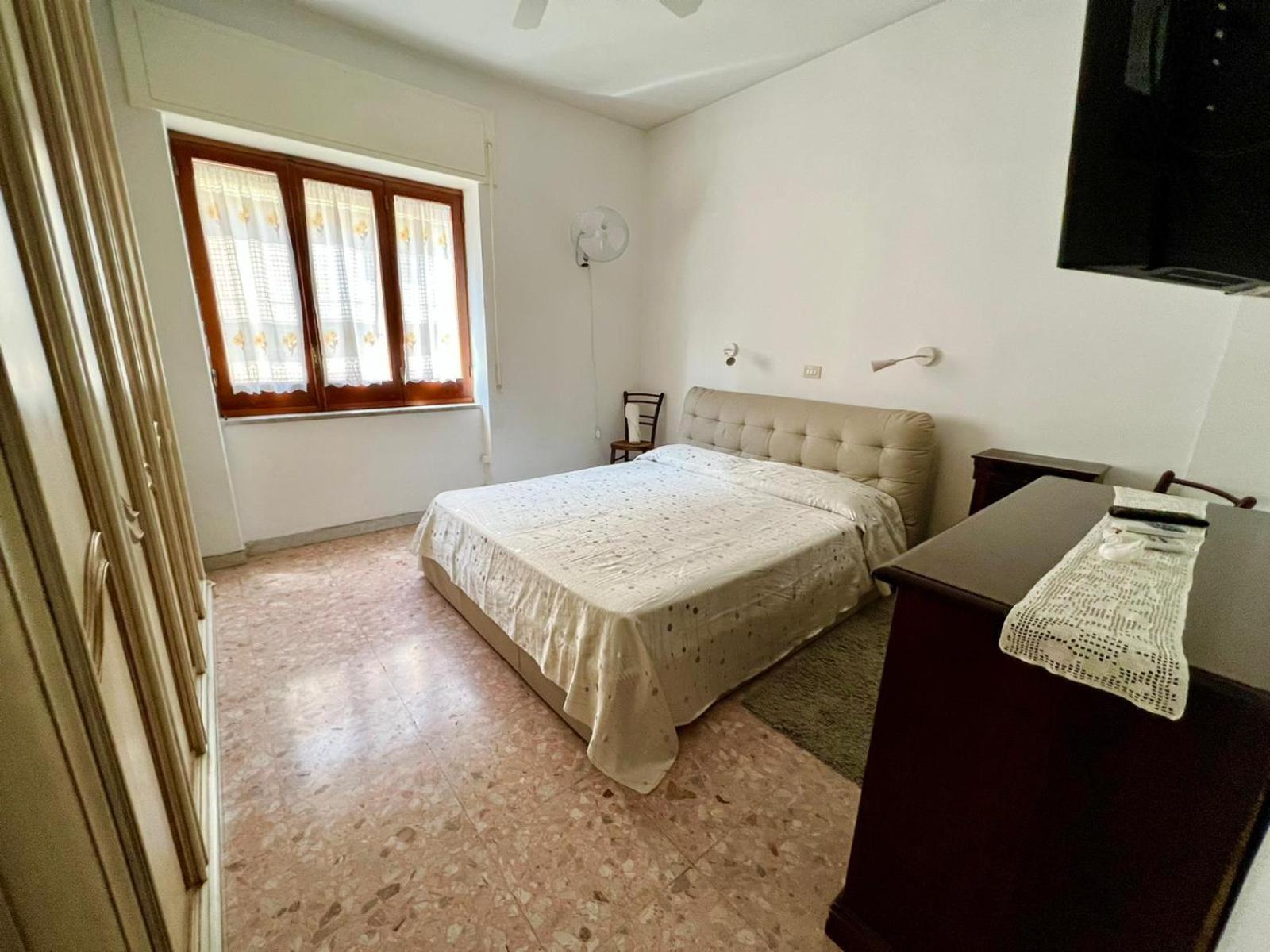 维克艾库塞Casa Relax Nel Centro Storico Con Posto Auto公寓 外观 照片